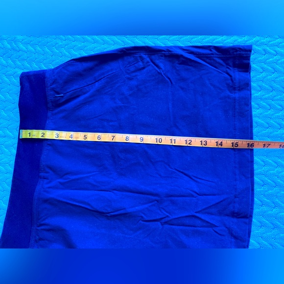 Eddie Bauer Hiking Skirt with Built-in Shorts - Picture 5 of 6